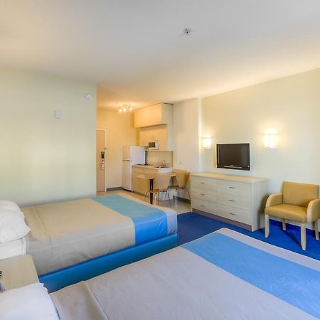 Motel 6-Estevan, Sk Luaran gambar