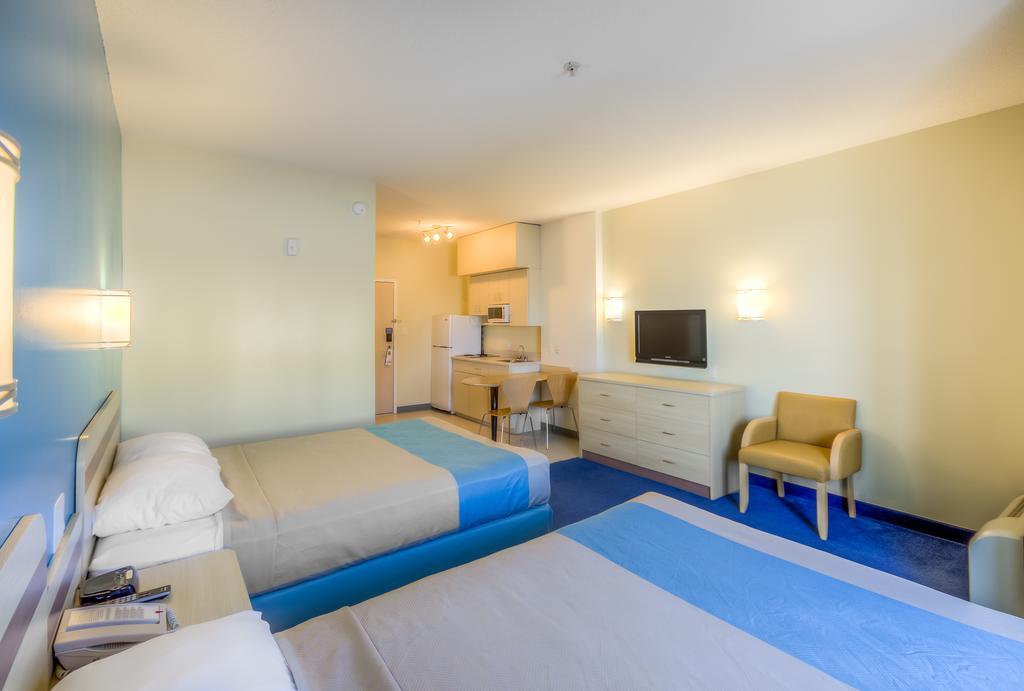 Motel 6-Estevan, Sk Luaran gambar