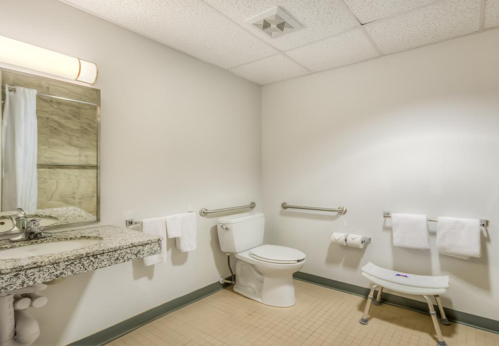Motel 6-Estevan, Sk Luaran gambar