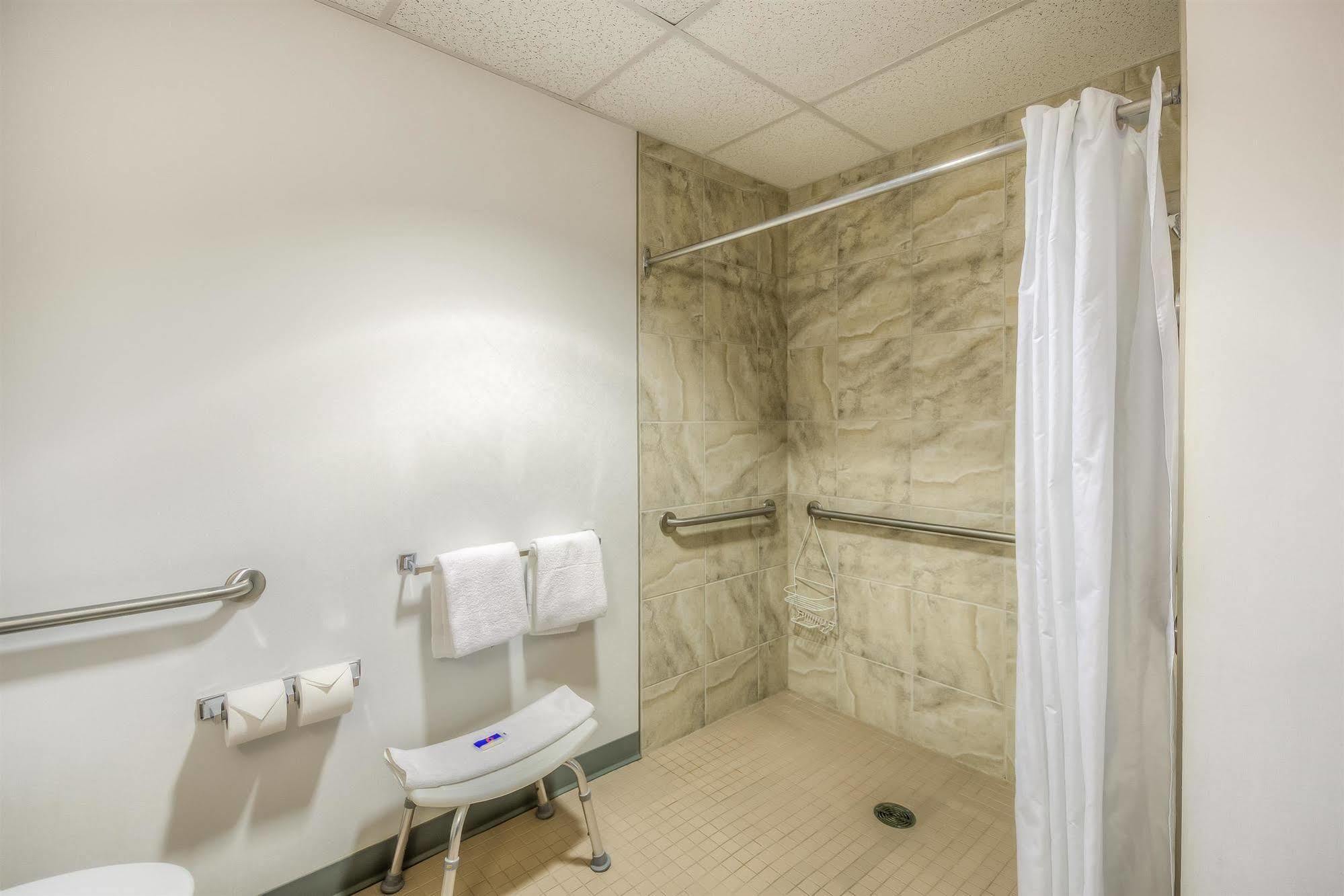 Motel 6-Estevan, Sk Luaran gambar