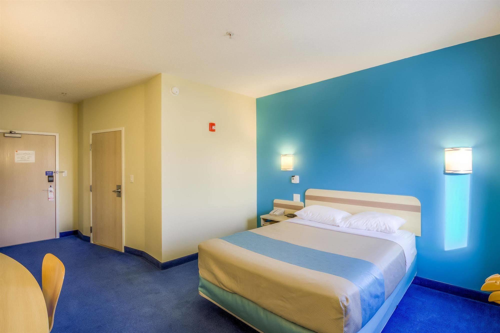 Motel 6-Estevan, Sk Luaran gambar